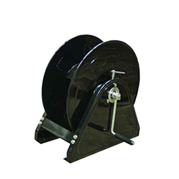 van-mounted-hose-reel